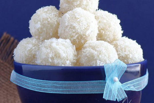 Coconut Ladoo